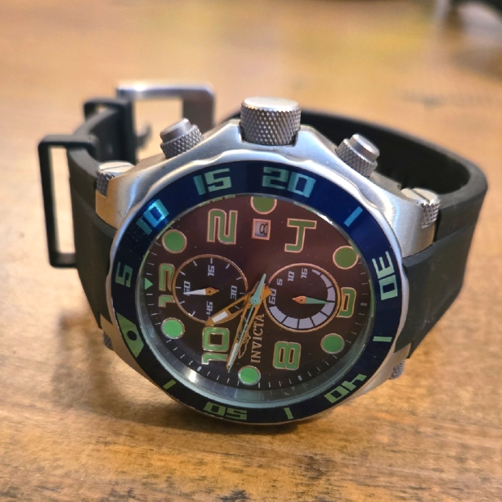 Invicta Men's Black and Blue Dive Watch